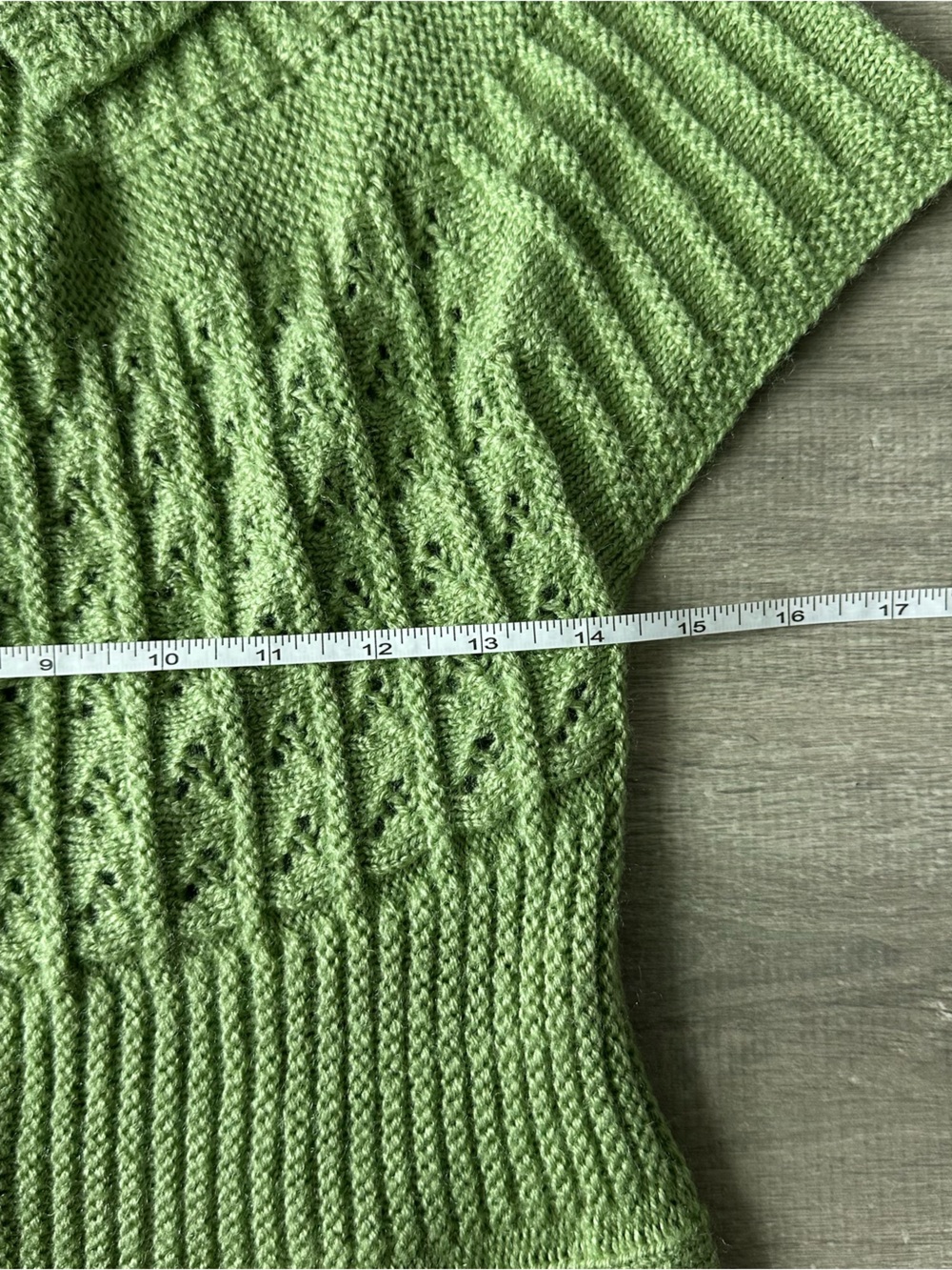 Vintage Y2K Fairycore Overtake Sage Green knit cardigan with button-up front - Picture 4 of 6